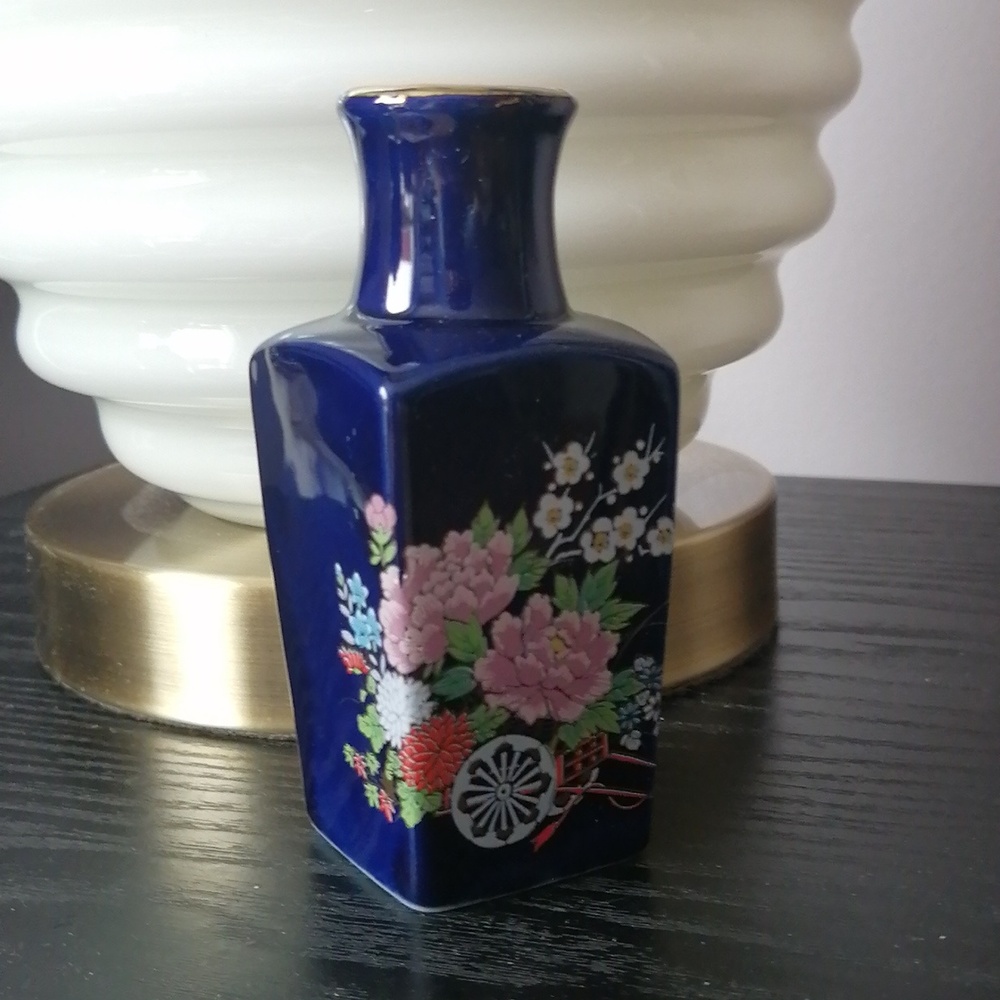 Vintage Japanese Cobalt Blue Miniature Porcelain Handpainted Bud Vase